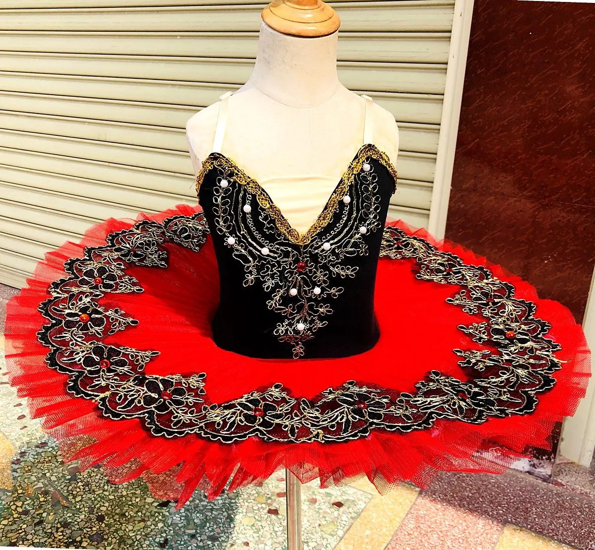 Профессиональное балетное платье для девочек, юбка-пачка, костюмы для танца живота, детская балетная пачка принцессы, одежда для балерины 
Профессиональное балетное платье для девочек, юбка-пачка, костюмы для танца живота, детская балетная пачка принцессы, одежда для балерины