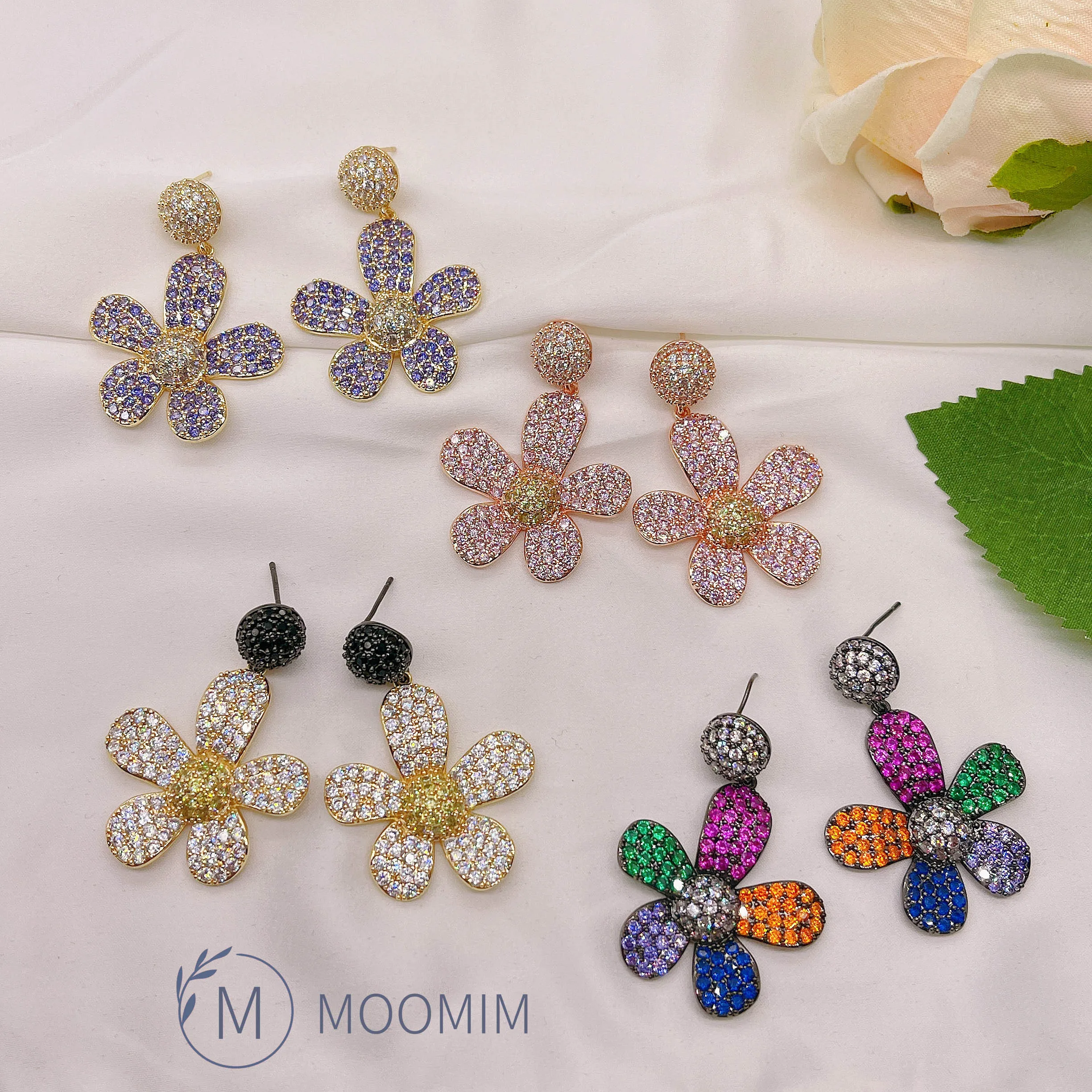 Flower Micro Inlay Cubic Zirconia Dangle Earrings Elegant Exquisite Boho Designer Style Evening Party Jewelry Gift for Women
Flower Micro Inlay Cubic Zirconia Dangle Earrings Elegant Exquisite Boho Designer Style Evening Party Jewelry Gift for Women