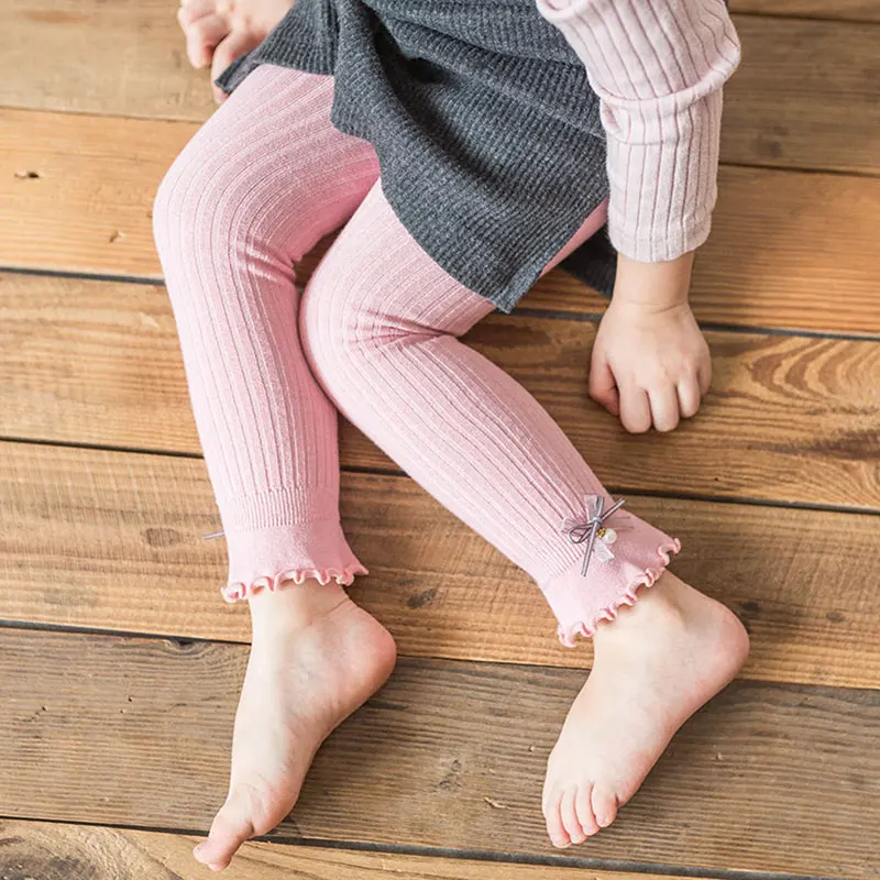 Beads Bow Children's Romper Knit Socks Solid Color Striped Female Baby Leggings Girls Nine Pants
Beads Bow Children's Romper Knit Socks Solid Color Striped Female Baby Leggings Girls Nine Pants