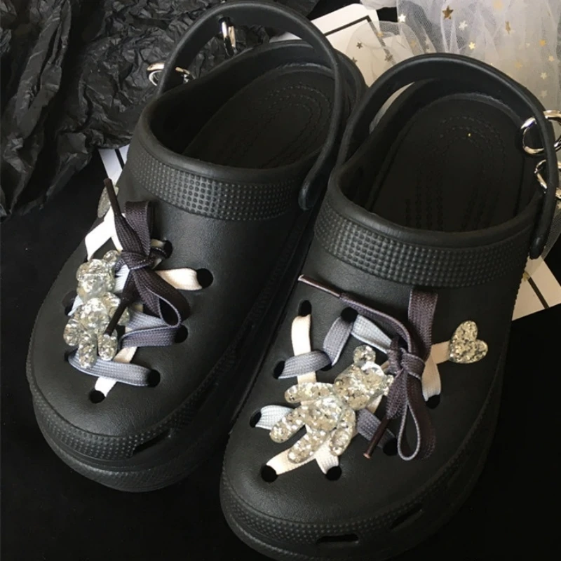 2021 New Brand Croc Charms Fashion Charms for Crocs DIY Bear Tie Shoe Charms Bundle Shoe Accessories Creative Designer for Gifts
2021 New Brand Croc Charms Fashion Charms for Crocs DIY Bear Tie Shoe Charms Bundle Shoe Accessories Creative Designer for Gifts