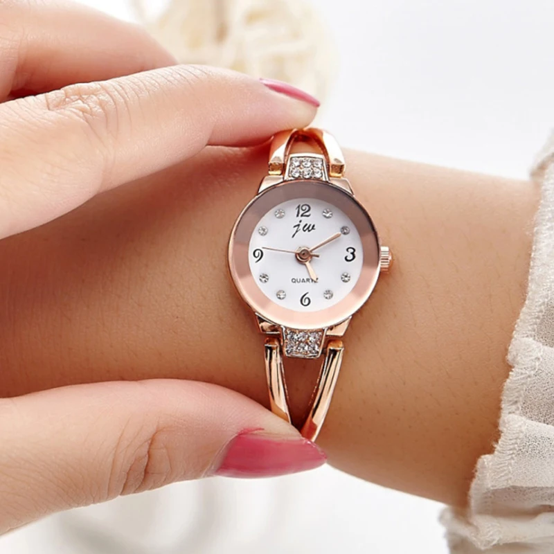 New Fashion Women Watch Luxury Rhinestone Watches Women Stainless Steel Strap Quartz bracelet Ladies Dress Watches Reloj mujer
New Fashion Women Watch Luxury Rhinestone Watches Women Stainless Steel Strap Quartz bracelet Ladies Dress Watches Reloj mujer