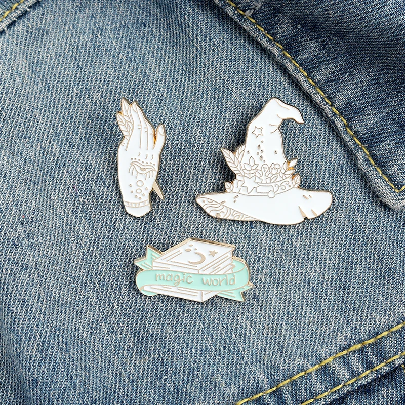 Witch Book Hat Hand Brooches Fashion White Metal Enamel Pin Badge Backpacks Lapel Pin Jewelry Gift for Kids Friends Wholesale
Witch Book Hat Hand Brooches Fashion White Metal Enamel Pin Badge Backpacks Lapel Pin Jewelry Gift for Kids Friends Wholesale