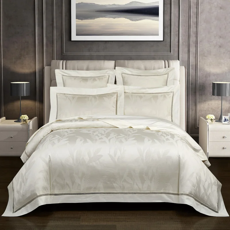 Vintage Chic Jacquard Duvet Cover set Soft Egyptian Cotton Bedding set Comforter Cover Fitted sheet set 4Pcs Queen King size
Vintage Chic Jacquard Duvet Cover set Soft Egyptian Cotton Bedding set Comforter Cover Fitted sheet set 4Pcs Queen King size