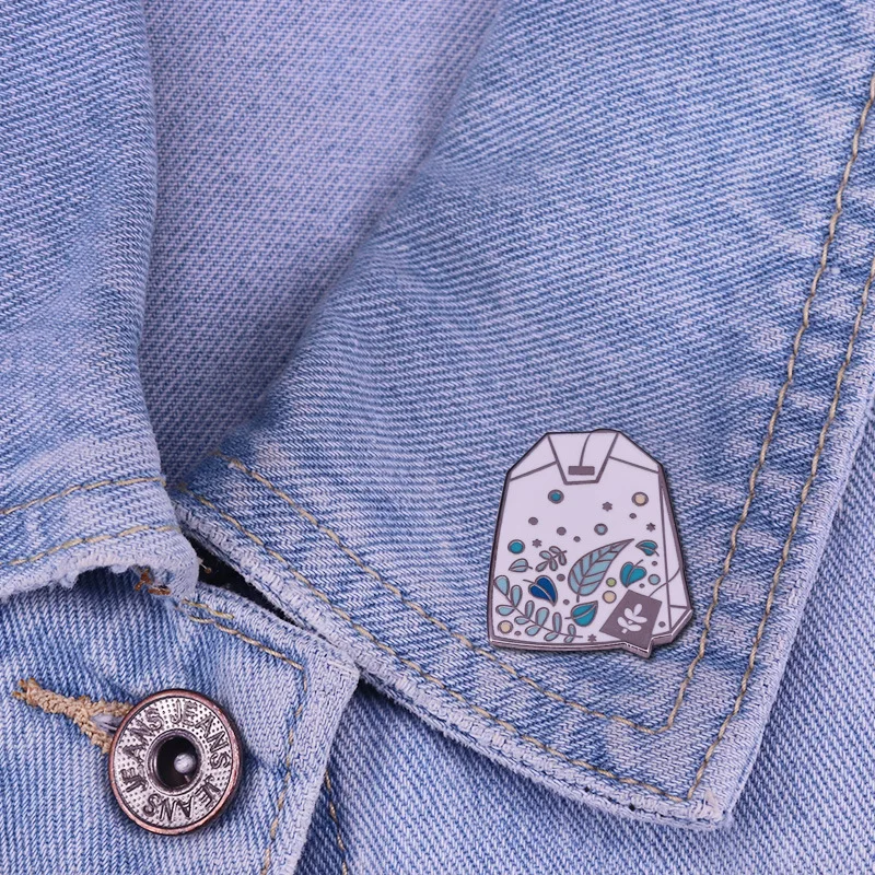 BG457 Dongmanli Love Plant Enamel Pins Cute Brooches Bag Clothes Lapel Pin Plant Badge Jewelry Gift for Friends
BG457 Dongmanli Love Plant Enamel Pins Cute Brooches Bag Clothes Lapel Pin Plant Badge Jewelry Gift for Friends