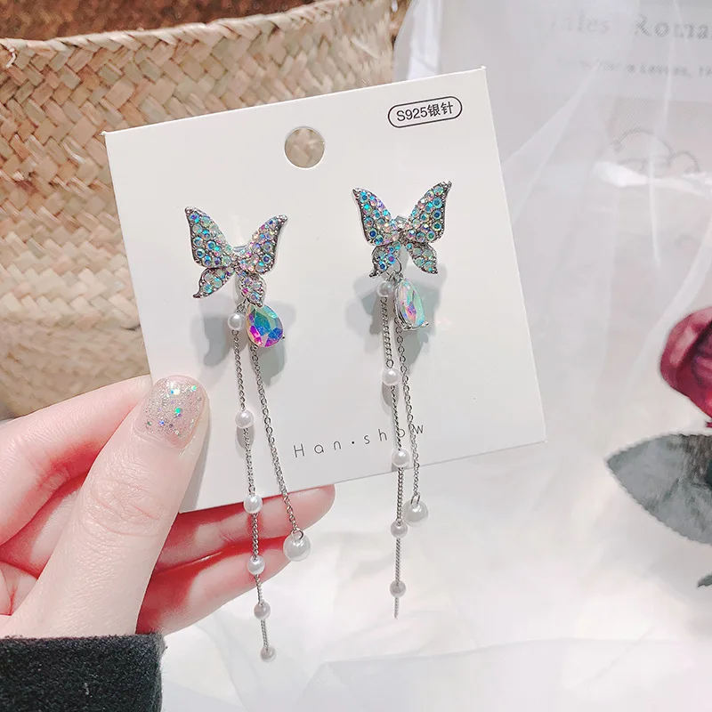 Korean Shining Full Rhinestone Butterfly Earrings for Women Long Tassel Temperament Drop Earring Girls Party Wedding Jewelry
Korean Shining Full Rhinestone Butterfly Earrings for Women Long Tassel Temperament Drop Earring Girls Party Wedding Jewelry