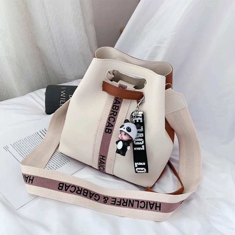 Женская модная кожаная сумка через плечо, Повседневная сумка-мешок через плечо, белая сумка-мессенджер для леди, сумка-тоут
Женская модная кожаная сумка через плечо, Повседневная сумка-мешок через плечо, белая сумка-мессенджер для леди, сумка-тоут