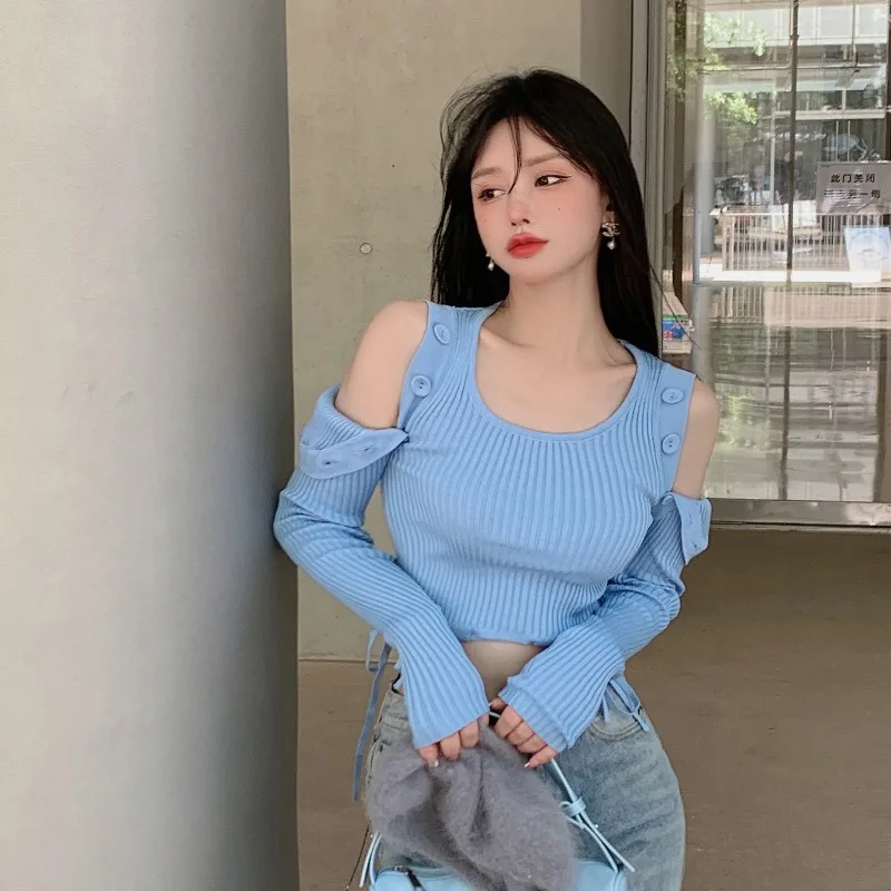 Off Shoulder Woman Tshirts Knitted Crop Top Slim Y2k Female Clothing Hollow Out Tees Black Buttons Fashion Spring Autumn New
Off Shoulder Woman Tshirts Knitted Crop Top Slim Y2k Female Clothing Hollow Out Tees Black Buttons Fashion Spring Autumn New