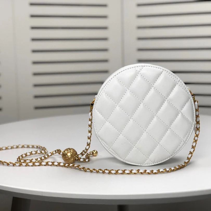 2021 high-end luxury portable round ladies bag leather fashion ladies portable messenger bag shoulder bag
2021 high-end luxury portable round ladies bag leather fashion ladies portable messenger bag shoulder bag