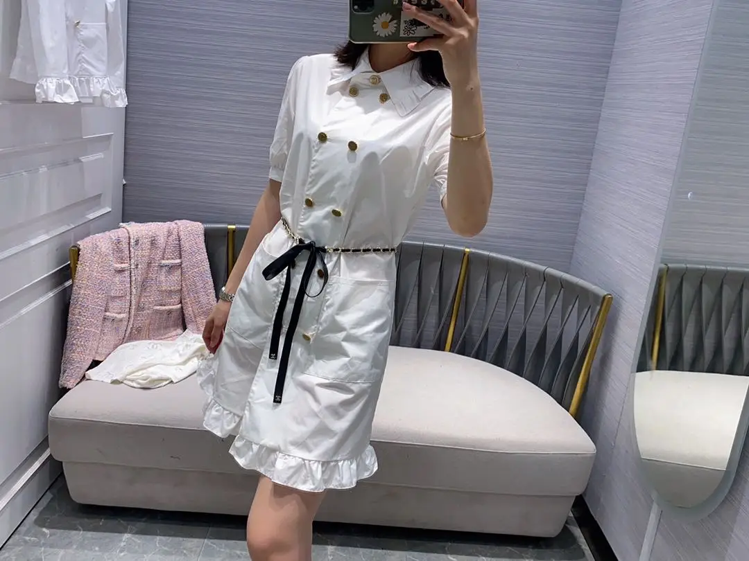Women Ruffles Mini Dress Luxury Brand Design Short Sleeve White Chain Fashion Office Lady Cotton Dresses 2020 Summer New
Women Ruffles Mini Dress Luxury Brand Design Short Sleeve White Chain Fashion Office Lady Cotton Dresses 2020 Summer New
