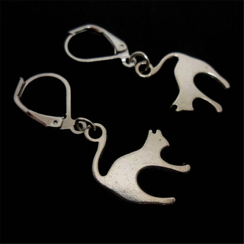 1 Pair of Cute Little Handmade Antique Silver Color Cat Themed Dangly Lever Back Hook Earrings Cat Earrings
1 Pair of Cute Little Handmade Antique Silver Color Cat Themed Dangly Lever Back Hook Earrings Cat Earrings