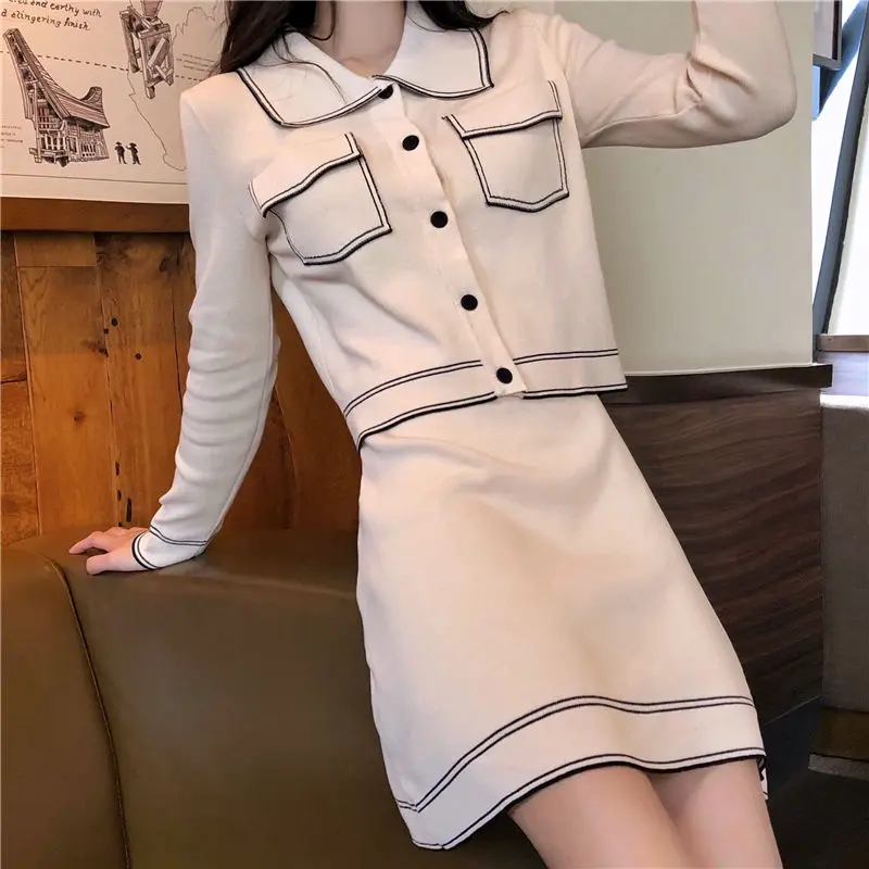 2 Pieces Set Women Bottons Sweater Cardigan Tops & Knitted Skirts Elegant Office Lady Suits Sets 2021 Autumn Winter New
2 Pieces Set Women Bottons Sweater Cardigan Tops & Knitted Skirts Elegant Office Lady Suits Sets 2021 Autumn Winter New