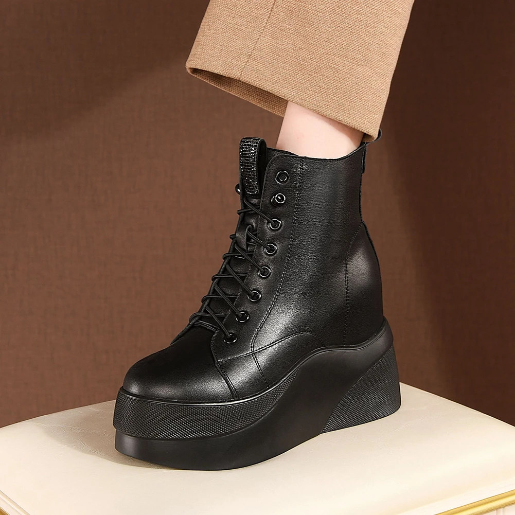 RIBETRINI Platform Height Increase High Heels Shoelaces Cow Skin Ankle Boots Genuine Leather Stylish Winter Shoes Boots Women 
RIBETRINI Platform Height Increase High Heels Shoelaces Cow Skin Ankle Boots Genuine Leather Stylish Winter Shoes Boots Women