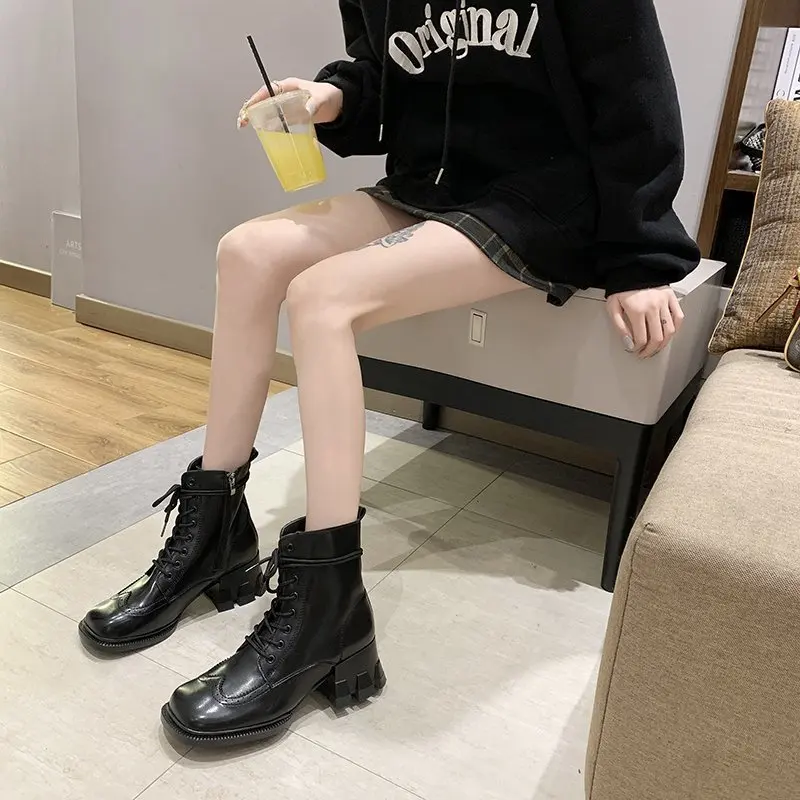 Boots female women shoes winter boots for women fashion woman boots women heel platform shoes thick heel ladies ankle boots
Boots female women shoes winter boots for women fashion woman boots women heel platform shoes thick heel ladies ankle boots