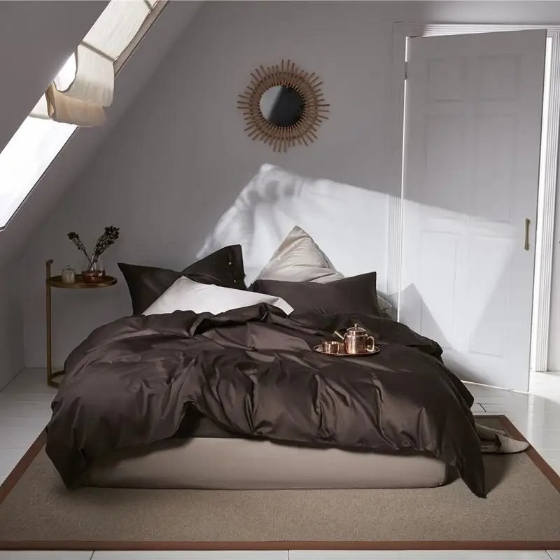 Duvet Cover with Button Coffee Solid Color 100% Egyptian Cotton Satin Feels Silky Soft Bed sheet set Queen King Twin Bedding set
Duvet Cover with Button Coffee Solid Color 100% Egyptian Cotton Satin Feels Silky Soft Bed sheet set Queen King Twin Bedding set