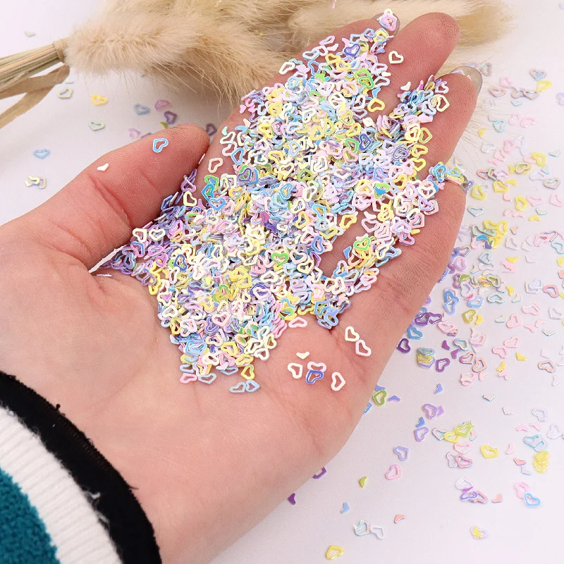 

10g/Pack 4mm Hollow Heart Sequins Glittering Lovely Nail Sequin Paillettes for Nails Manicure Art,Wedding Decoration Confetti
