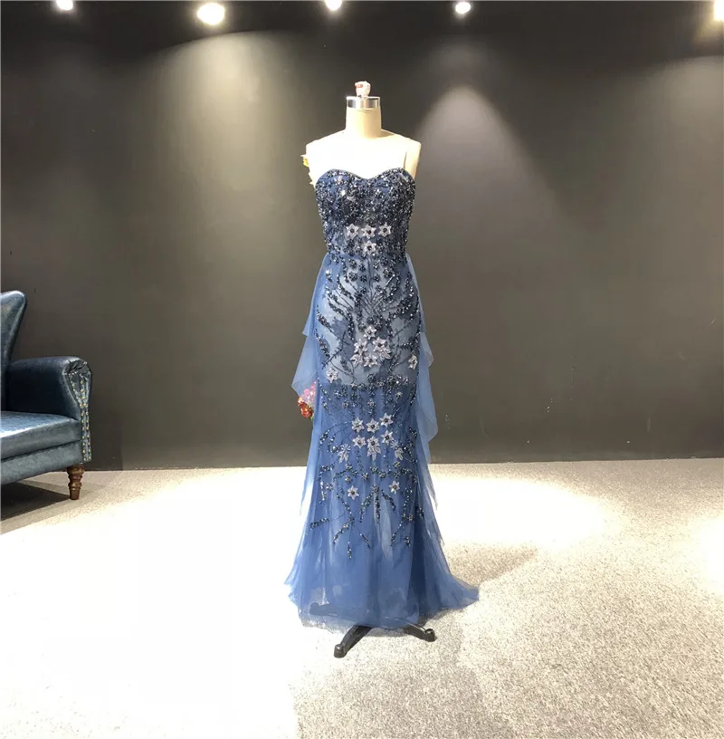 2021 Vestidos De Noite Real образец темно-синие Роскошные бусины без бретелек Русалка длиной до пола Формальные Вечерние платья для выпускного вечера
2021 Vestidos De Noite Real образец темно-синие Роскошные бусины без бретелек Русалка длиной до пола Формальные Вечерние платья для выпускного вечера