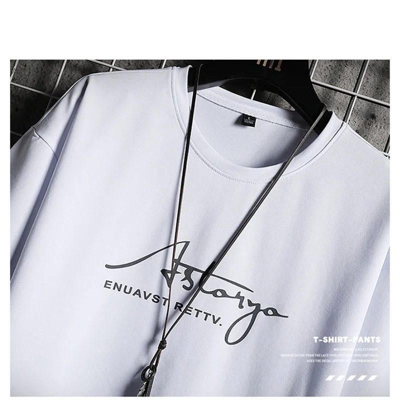 2021 Summer Printed Men Sets Street Hip Hop Short Sleeved Suit Letter Round Neck Sweatshirt Casual Sports Suit Mens Streetwear 
2021 Summer Printed Men Sets Street Hip Hop Short Sleeved Suit Letter Round Neck Sweatshirt Casual Sports Suit Mens Streetwear