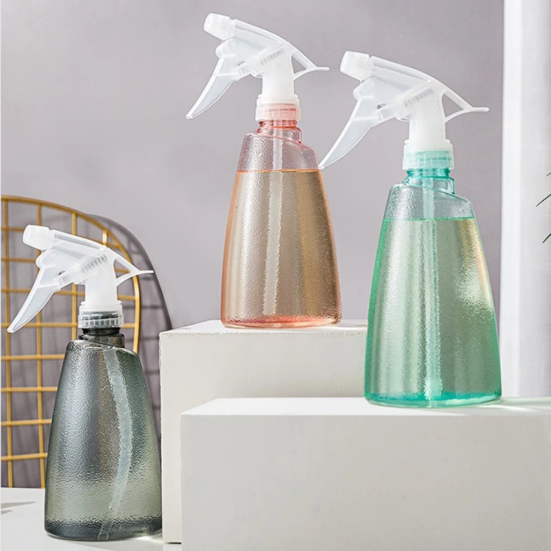 Hot 500ml Gardening Watering Can Plastic Garden Transparent Spray Bottle Home Office Flower Plant Watering Sprayer High Quality 
Hot 500ml Gardening Watering Can Plastic Garden Transparent Spray Bottle Home Office Flower Plant Watering Sprayer High Quality