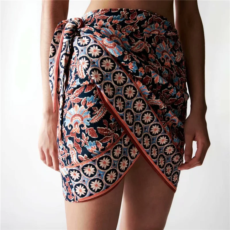Woman Vintage Print Lacing Mini Skirt 2021 Summer Casual Female Irregular Beach Short SkirtsLadies Patchwork High Waisted Skirt
Woman Vintage Print Lacing Mini Skirt 2021 Summer Casual Female Irregular Beach Short SkirtsLadies Patchwork High Waisted Skirt