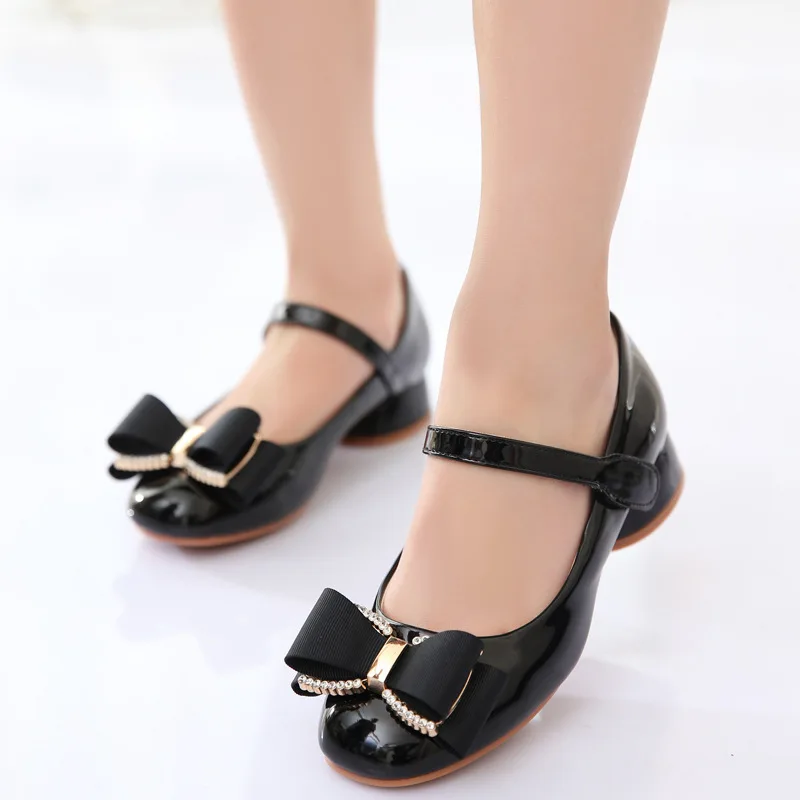 Children Shoes 2021 Spring Hook&loop Girls Shoes High Quality Leather Shoes Girls Butterfly-knot Crystal Princess Leather Shoes
Children Shoes 2021 Spring Hook&loop Girls Shoes High Quality Leather Shoes Girls Butterfly-knot Crystal Princess Leather Shoes
