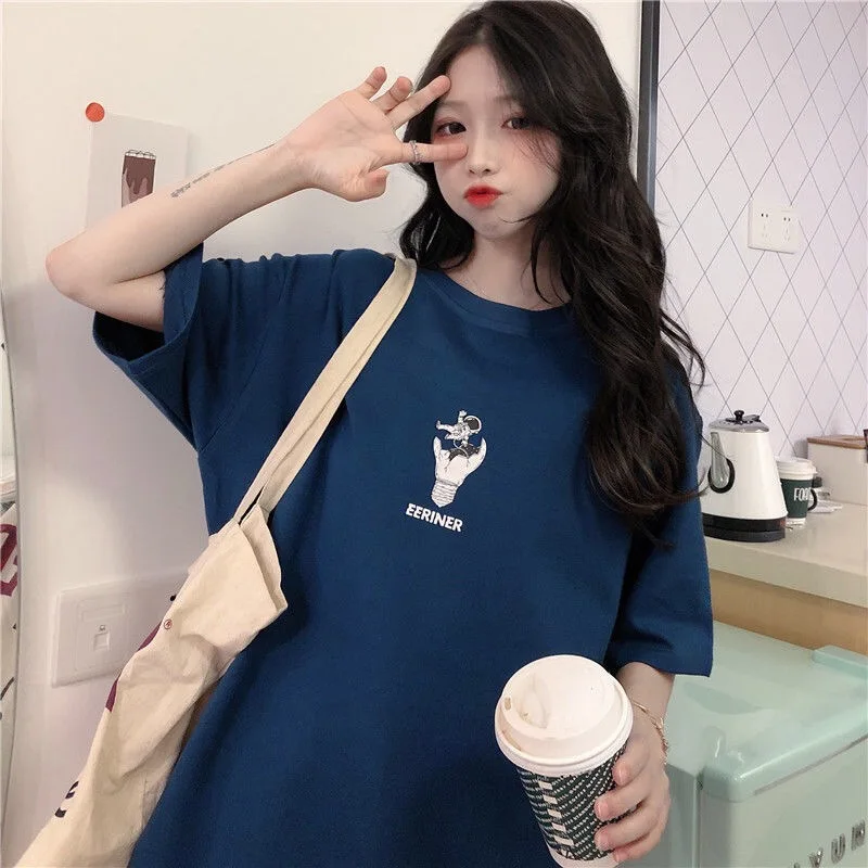 O-Neck Graphic T shirts Loose Streetwear Mujer Camisetas Casual Hip Hop T-shirts Large Size Fashionable Women's Clothing
O-Neck Graphic T shirts Loose Streetwear Mujer Camisetas Casual Hip Hop T-shirts Large Size Fashionable Women's Clothing