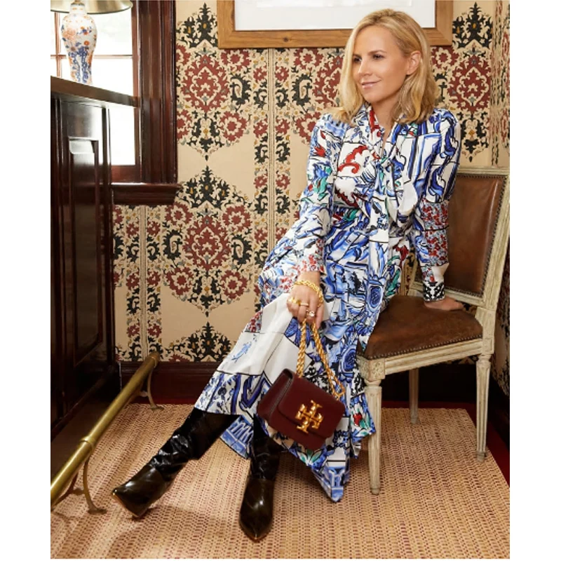 Women Knee Length Dress Vintage Floral Printed Elegant Spring Summer 2021 Office Lady Work Button Up Large Size Y2k Dresses Robe
Women Knee Length Dress Vintage Floral Printed Elegant Spring Summer 2021 Office Lady Work Button Up Large Size Y2k Dresses Robe