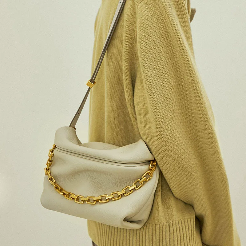 Genuine Leather Fold Cloud Bag 2021 New Trendy Fashion Chain Dumpling Bag Shoulder Cowhide Messenger Bag Small Bag Female
Genuine Leather Fold Cloud Bag 2021 New Trendy Fashion Chain Dumpling Bag Shoulder Cowhide Messenger Bag Small Bag Female