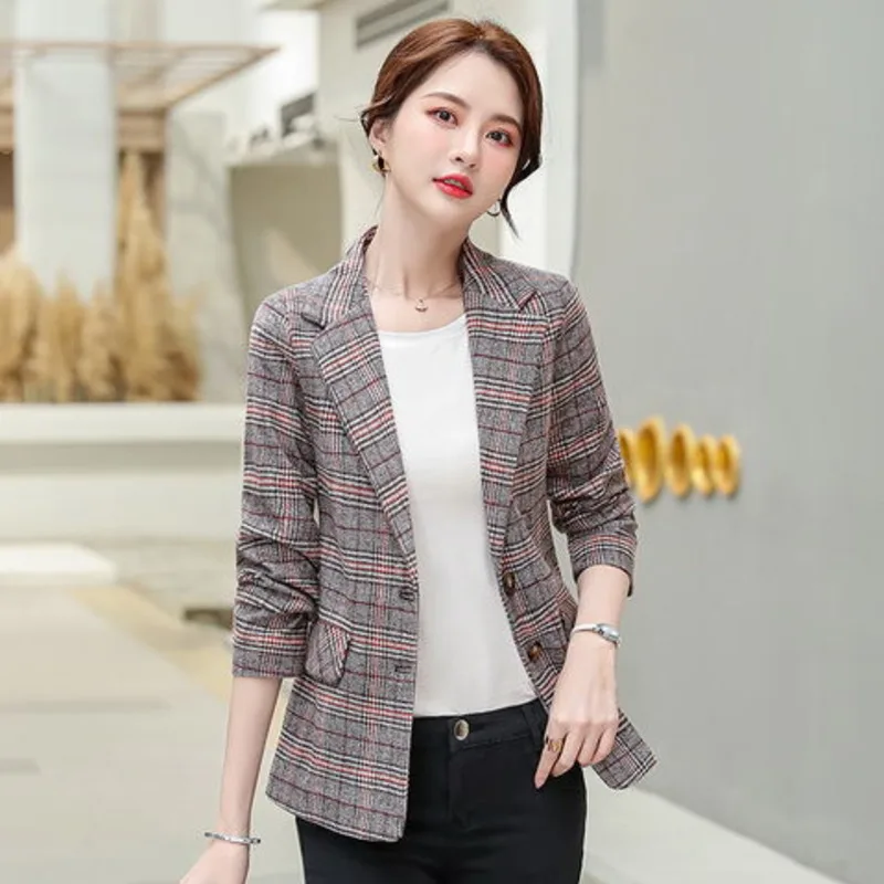 PEONFLY Office Ladies Notched Collar Plaid Women Blazer Double Breasted Autumn Jacket 2021 Casual Pockets Female Suits Coat
PEONFLY Office Ladies Notched Collar Plaid Women Blazer Double Breasted Autumn Jacket 2021 Casual Pockets Female Suits Coat