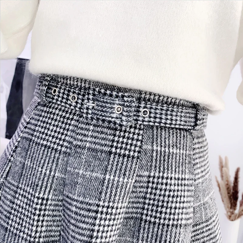 Plaid Umbrella Skirt Suits Fairy Pullovers Floral Sweater Two-Piece Outfit Women Knitwear Chic Couture Knitted Top Short Grid
Plaid Umbrella Skirt Suits Fairy Pullovers Floral Sweater Two-Piece Outfit Women Knitwear Chic Couture Knitted Top Short Grid
