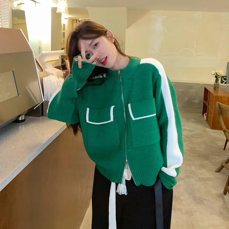 Contrasting Color Zipper Sweater Coat Women's Autumn and Winter New Korean Style Loose Thin Casual Knitted Cardigan Top
Contrasting Color Zipper Sweater Coat Women's Autumn and Winter New Korean Style Loose Thin Casual Knitted Cardigan Top