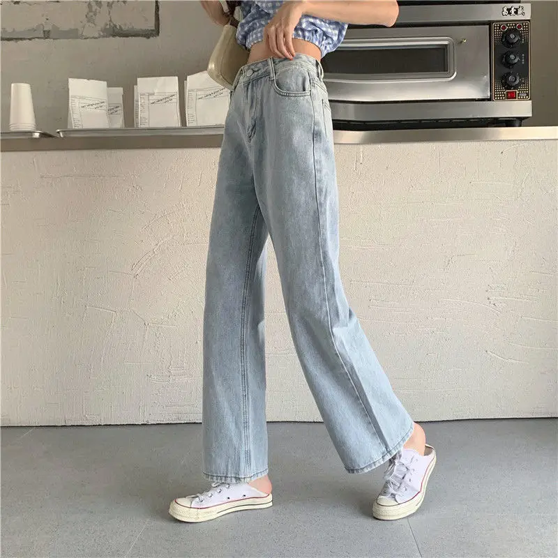 Spring new retro wide leg jeans women's loose high waist slim versatile 2021 new straight tube daddy pants
Spring new retro wide leg jeans women's loose high waist slim versatile 2021 new straight tube daddy pants