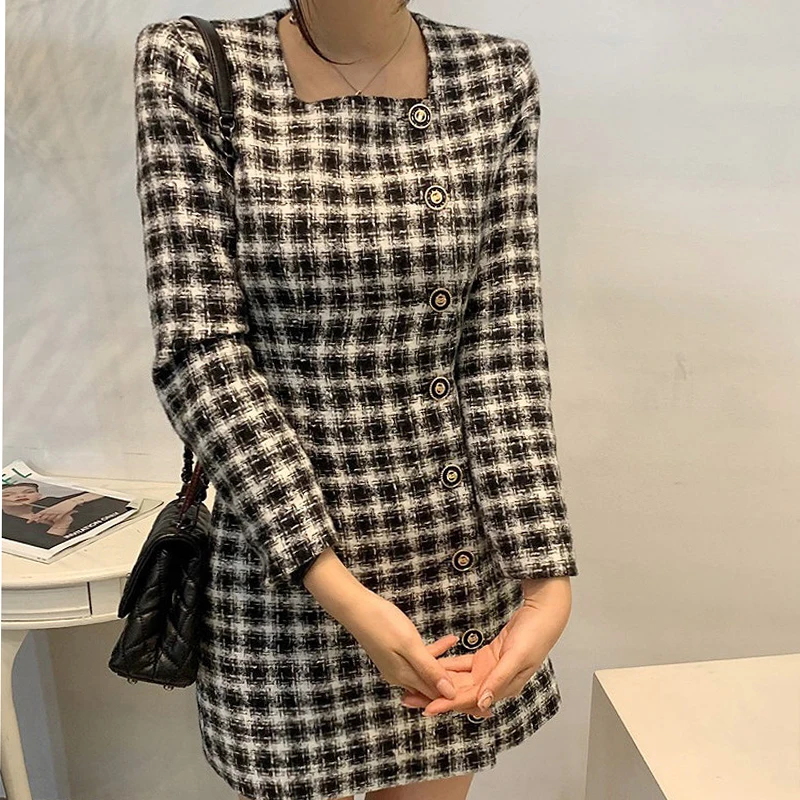 Alien Kitty 2021 Women Mini Dresses Single Breasted French Plaid Square Collar Elegant Gentle Retro Female Office Lady Vestidos
Alien Kitty 2021 Women Mini Dresses Single Breasted French Plaid Square Collar Elegant Gentle Retro Female Office Lady Vestidos