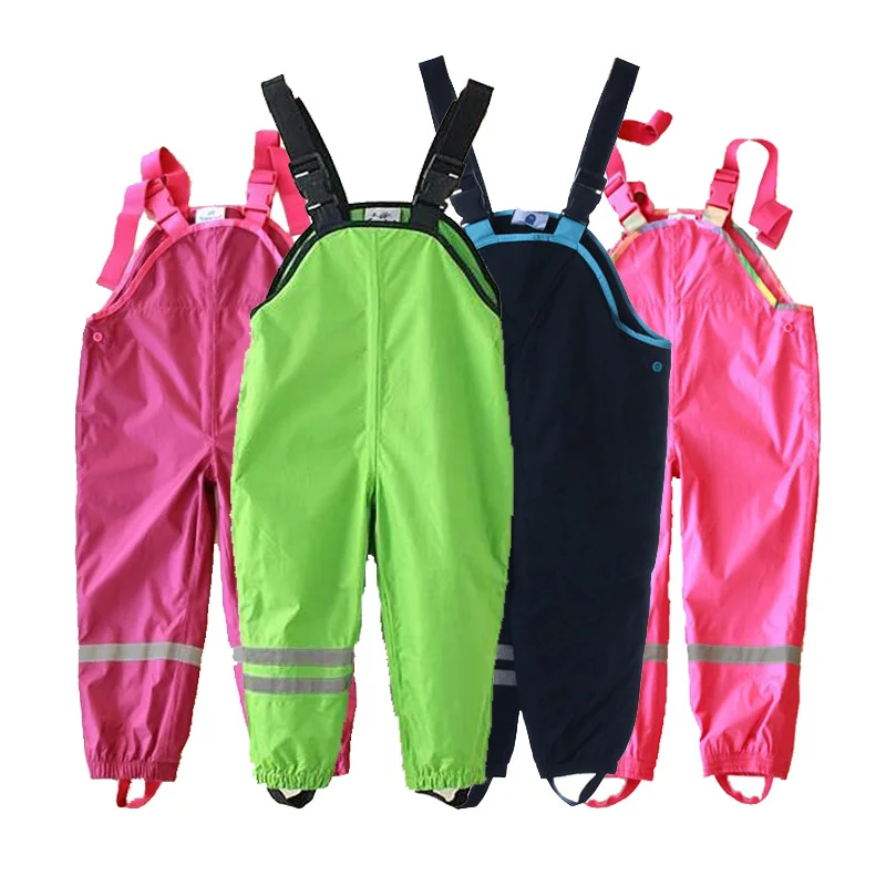 2-9 year old children's spring and autumn outdoor overalls, waterproof and windproof fabric, four colors.
2-9 year old children's spring and autumn outdoor overalls, waterproof and windproof fabric, four colors.