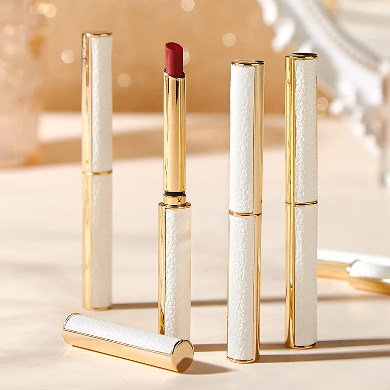 Matte Lipstick Moisturizer Rouge Bovine Color Lip Lint Waterproof Long Lasting Makeup Foggy Beauty Cosmetic Lip Stick Make Up
Matte Lipstick Moisturizer Rouge Bovine Color Lip Lint Waterproof Long Lasting Makeup Foggy Beauty Cosmetic Lip Stick Make Up