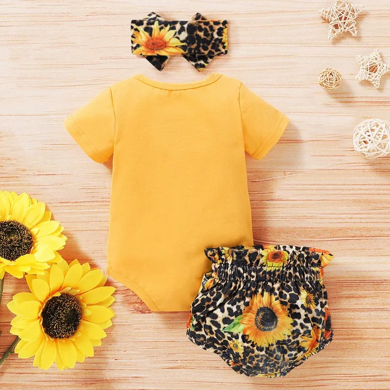 Baby Clothing Sets Girl Casual Romper Sets Casual Short Sleeve Romper Tops Floral Shorts Headband Outfits Set Drop Shipping 
Baby Clothing Sets Girl Casual Romper Sets Casual Short Sleeve Romper Tops Floral Shorts Headband Outfits Set Drop Shipping