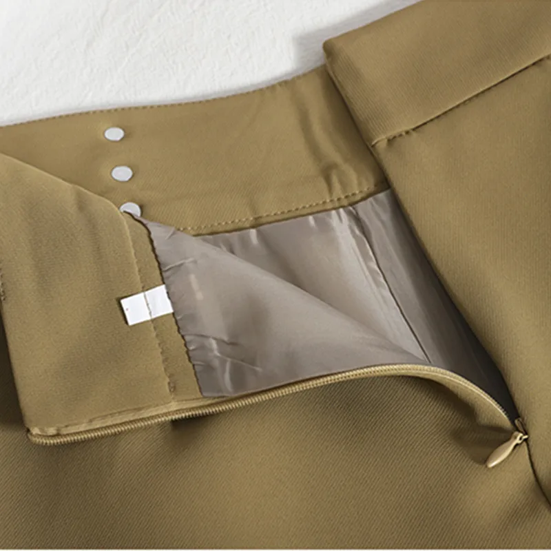 KUSAHIKI Korean High Waist Elegant Women Shorts 2021 Spring New Causal Bottom Elegant Double Breasted Wide Leg Short Femme 6F321
KUSAHIKI Korean High Waist Elegant Women Shorts 2021 Spring New Causal Bottom Elegant Double Breasted Wide Leg Short Femme 6F321