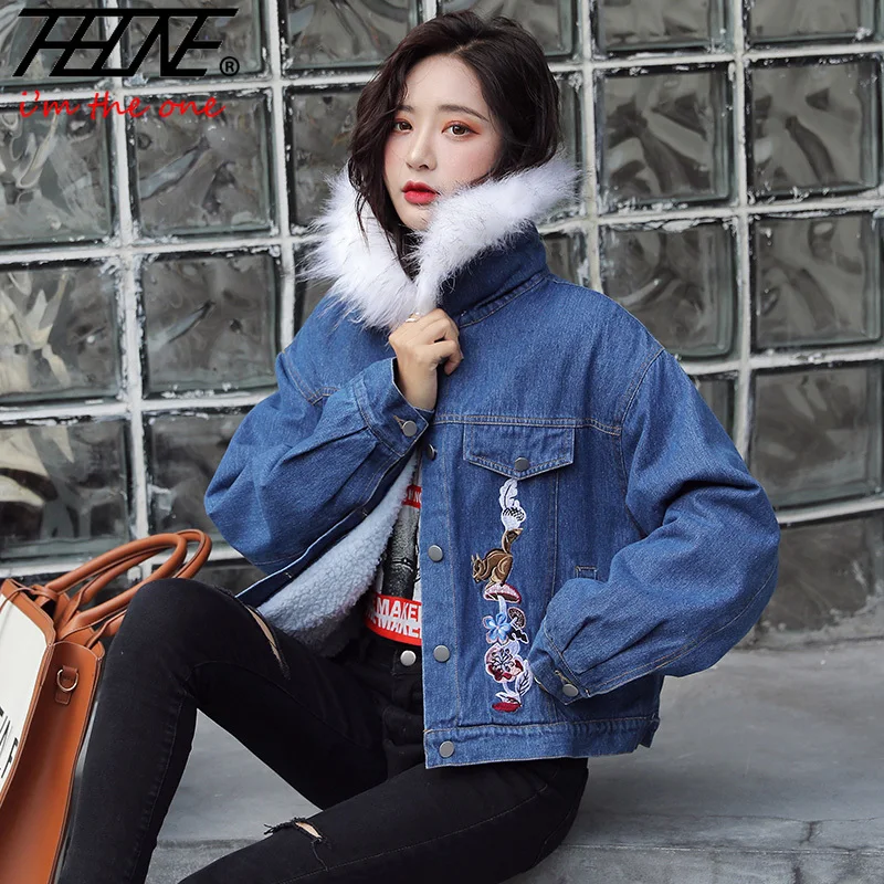 THHONE Autumn Winter Denim Jacket Women Fleece Short Jacket Plus Fur Collar Lamb Fur Coat Women Fashion Warm Overcoat Plus Size
THHONE Autumn Winter Denim Jacket Women Fleece Short Jacket Plus Fur Collar Lamb Fur Coat Women Fashion Warm Overcoat Plus Size