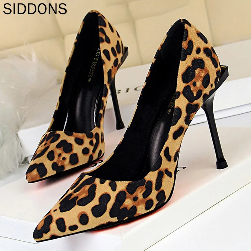 Туфли-лодочки женские с леопардовым принтом, на высоком каблуке 
Туфли-лодочки женские с леопардовым принтом, на высоком каблуке