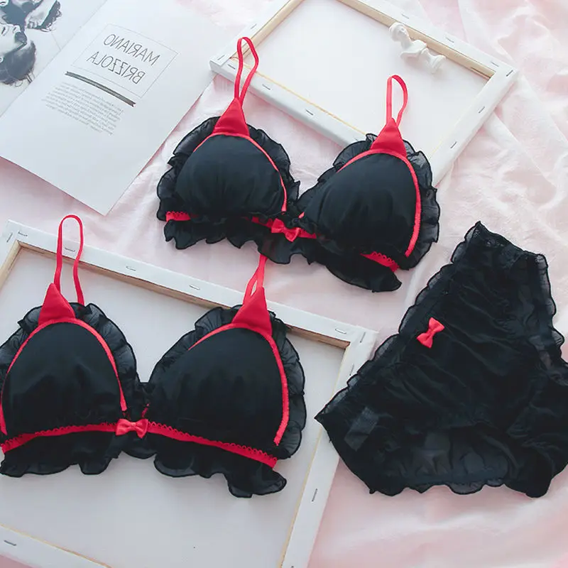 Japanese Sexy Girls Underwear Bras And Panty Set Cute Lolita Ruffles Wire Free Ultra-thin Bra Thong Lingerie Set For Young Girls
Japanese Sexy Girls Underwear Bras And Panty Set Cute Lolita Ruffles Wire Free Ultra-thin Bra Thong Lingerie Set For Young Girls