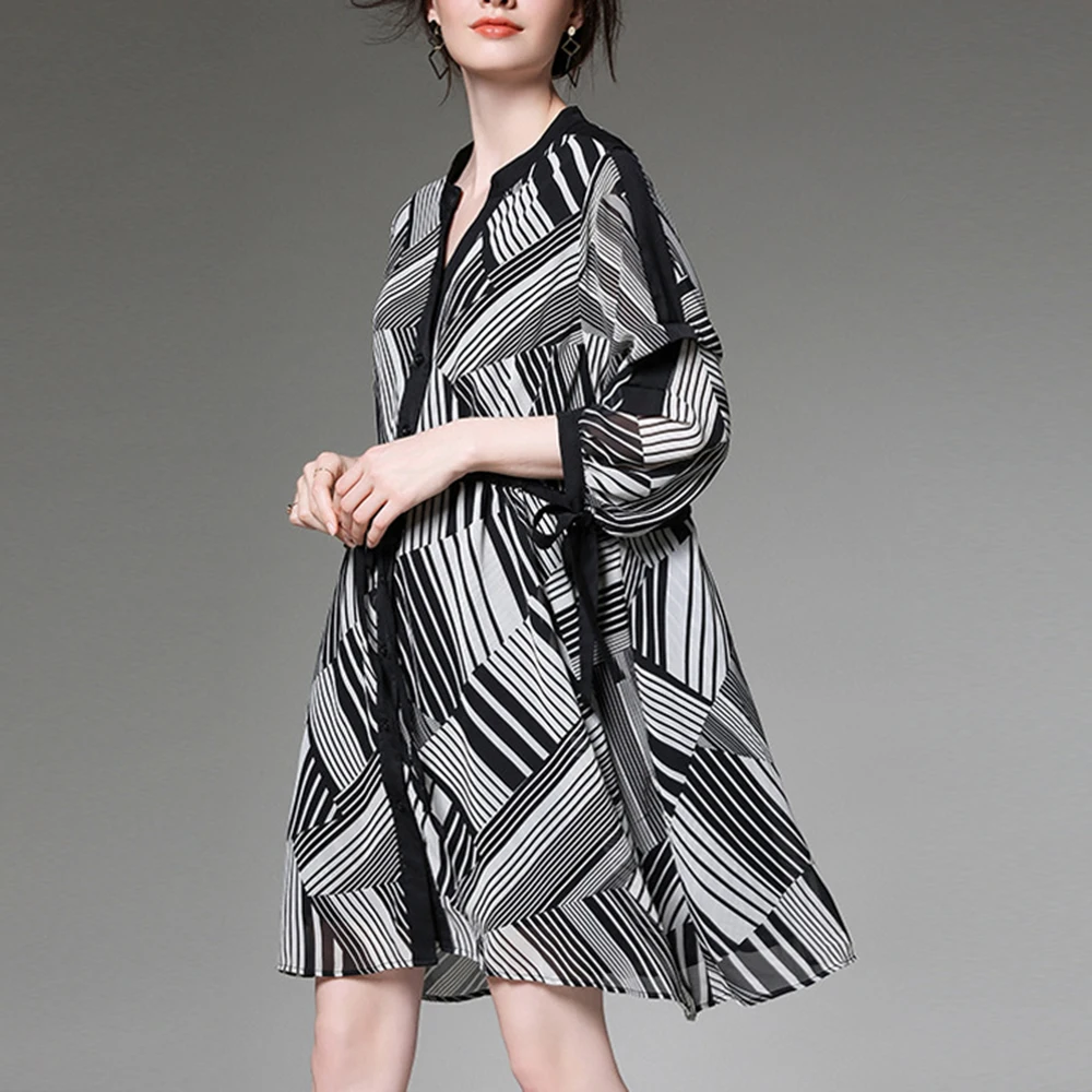Stripe Print Plus Size Summer Dress Women Elegant Loose Female Chiffon Dress Summer Autumn Short Mini Dres
Stripe Print Plus Size Summer Dress Women Elegant Loose Female Chiffon Dress Summer Autumn Short Mini Dres