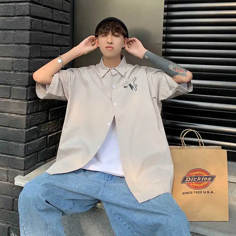 Tooling shirt men's summer fashion brand short sleeve shirt loose casual coat 5-inch sleeve shirt camisa streetwear
Tooling shirt men's summer fashion brand short sleeve shirt loose casual coat 5-inch sleeve shirt camisa streetwear
