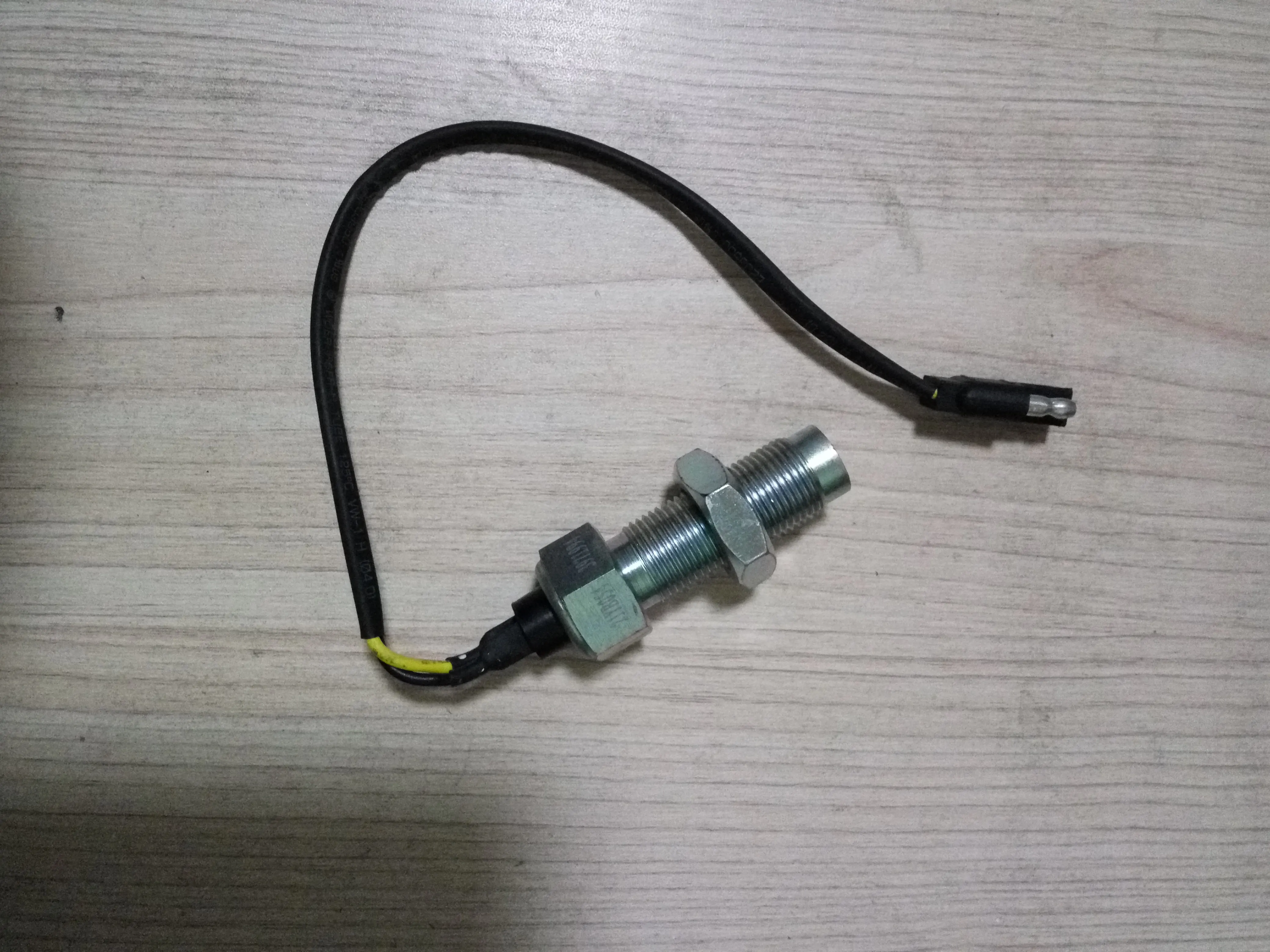 Магнитный датчик скорости DCEC picu-up MPU Pickups 3971994 |