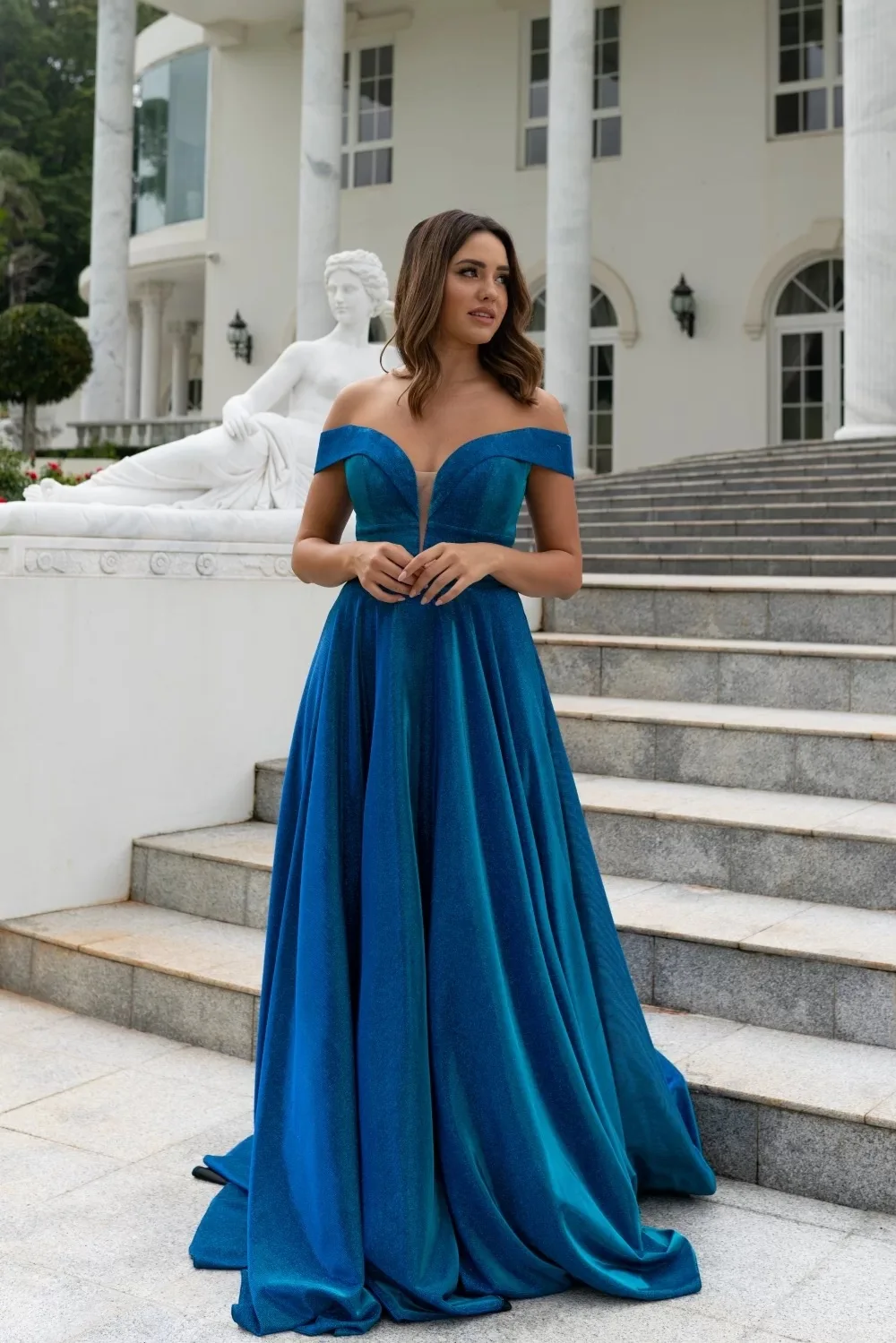New arrival fashion sexy V-neck elegant tailing wedding gown ladies sleeveless solid color long evening dress
New arrival fashion sexy V-neck elegant tailing wedding gown ladies sleeveless solid color long evening dress