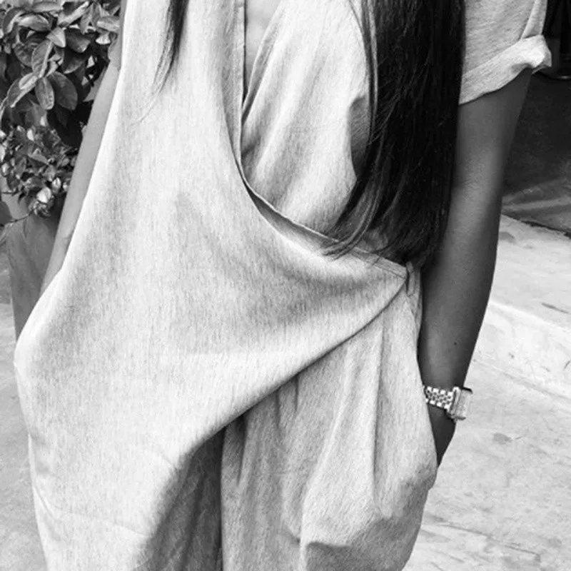 Plus Size Women Jumpsuits 2021 Summer Overalls Fashion Pantalon Pants V Neck Button Playsuits Female Short Sleeve Romeper
Plus Size Women Jumpsuits 2021 Summer Overalls Fashion Pantalon Pants V Neck Button Playsuits Female Short Sleeve Romeper