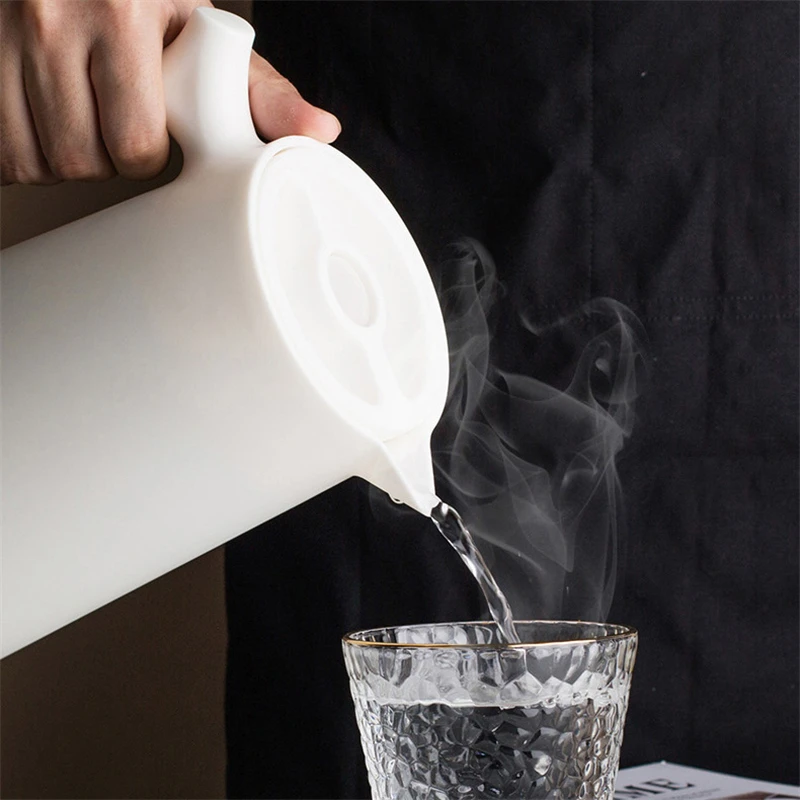 1L Large Capacity Thermos Nordic Thermal Insulation Kettle Household Thermal Insulation Pot Glass Liner Thermos Hot Water Bottle
1L Large Capacity Thermos Nordic Thermal Insulation Kettle Household Thermal Insulation Pot Glass Liner Thermos Hot Water Bottle