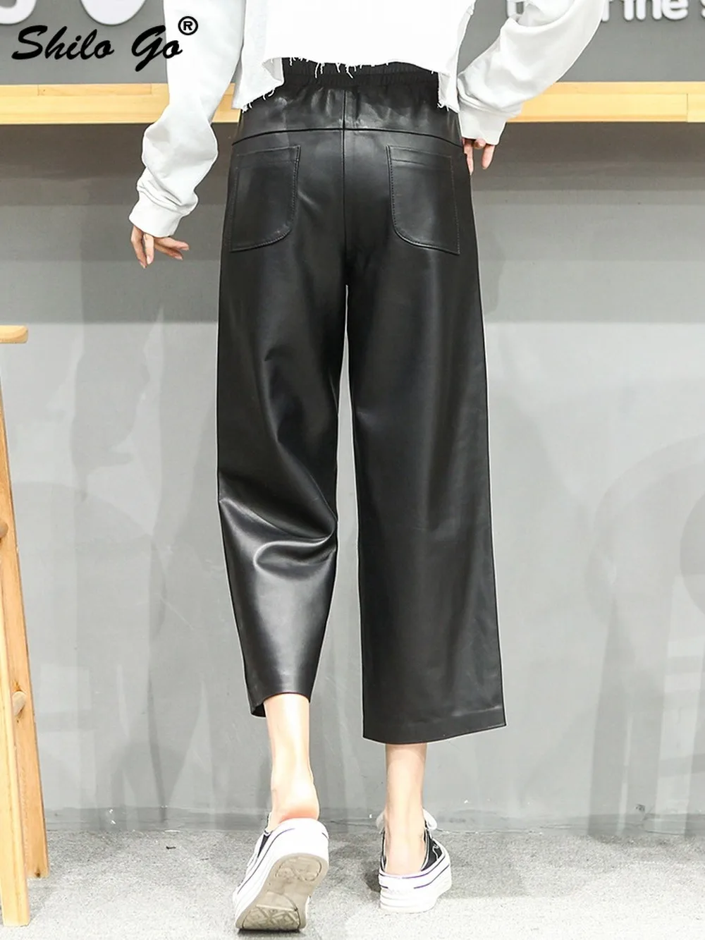 Casual High Waist Pants Womens Winter Drawstring Waist Genuine Leather Wide Leg Pants Solid Black Plus Size Sheepskin Trousers
Casual High Waist Pants Womens Winter Drawstring Waist Genuine Leather Wide Leg Pants Solid Black Plus Size Sheepskin Trousers