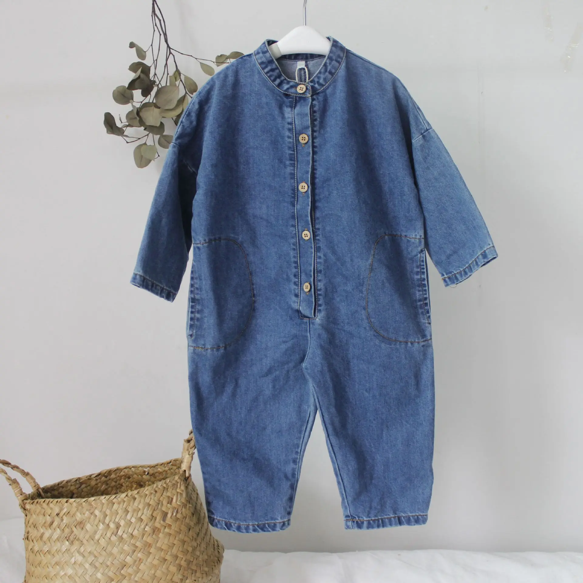 Spring Autumn 2020 Children's Overalls Korean Baby Boy and Girl Fashion Solid Denim Overalls Kids Boys Jumpsuits Baby Bodysuits
Spring Autumn 2020 Children's Overalls Korean Baby Boy and Girl Fashion Solid Denim Overalls Kids Boys Jumpsuits Baby Bodysuits