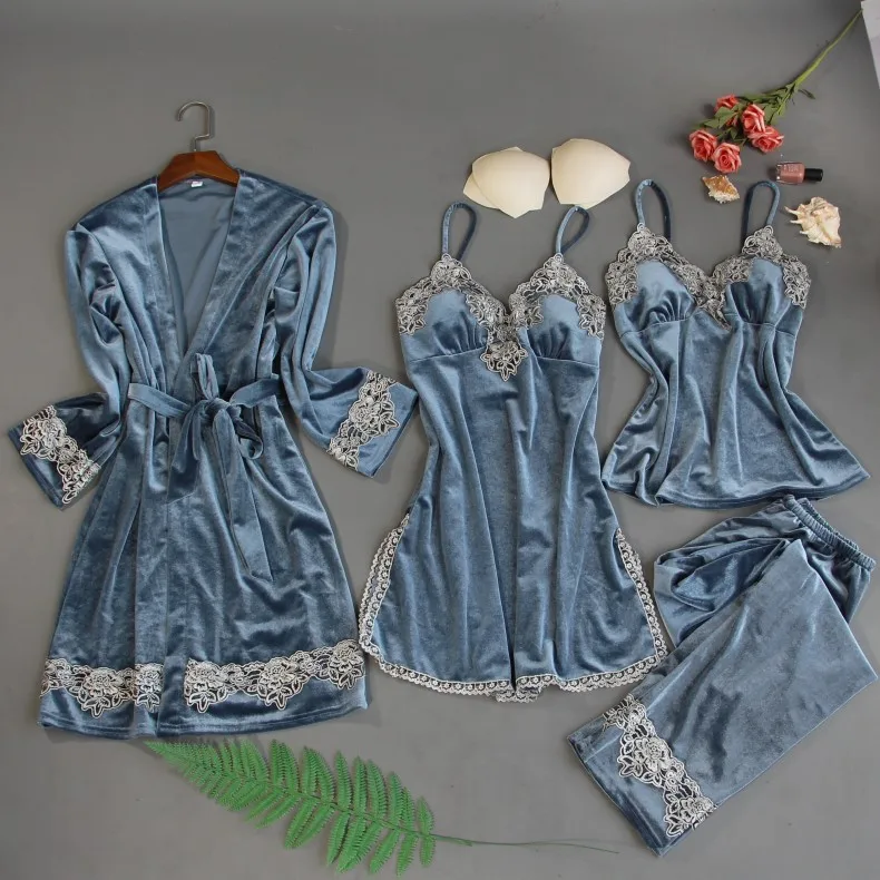 Women Autumn Velour 4pcs Nightgown Robe Suit Grey Pajama Lace Suspender Kimono Gown Set Home Clothes Sexy Sleepwear Nightdress
Women Autumn Velour 4pcs Nightgown Robe Suit Grey Pajama Lace Suspender Kimono Gown Set Home Clothes Sexy Sleepwear Nightdress
