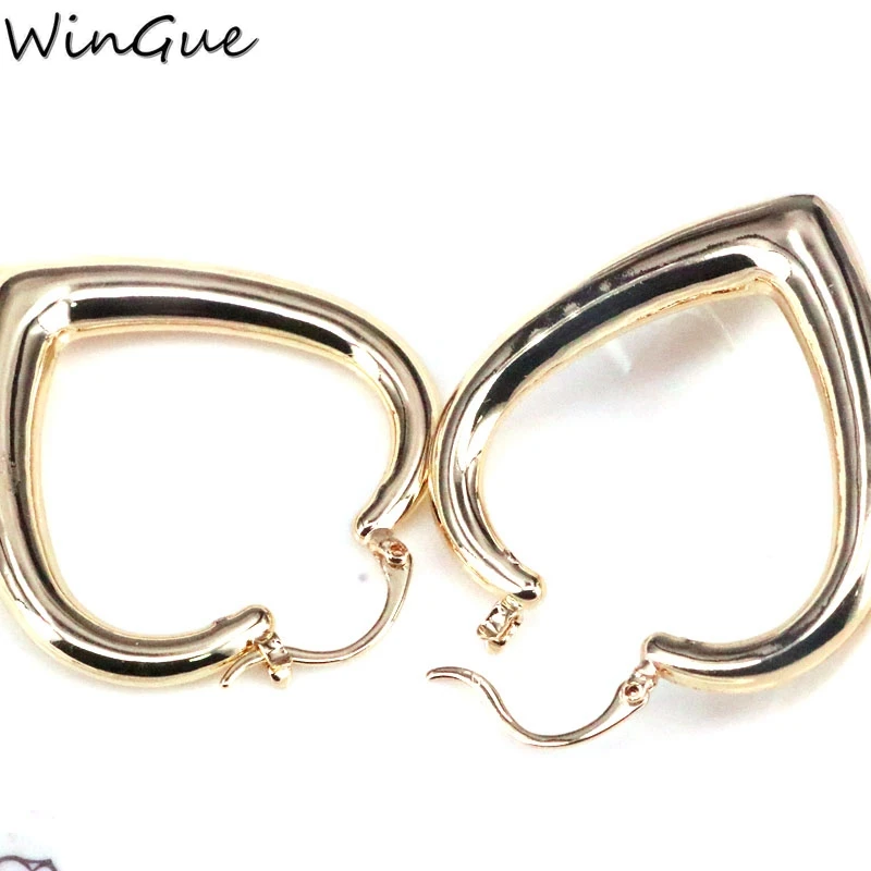 Open Heart Shaped Earrings Women Girls Hoops Female Fashion Earring Unique Metal Jewelry
Open Heart Shaped Earrings Women Girls Hoops Female Fashion Earring Unique Metal Jewelry