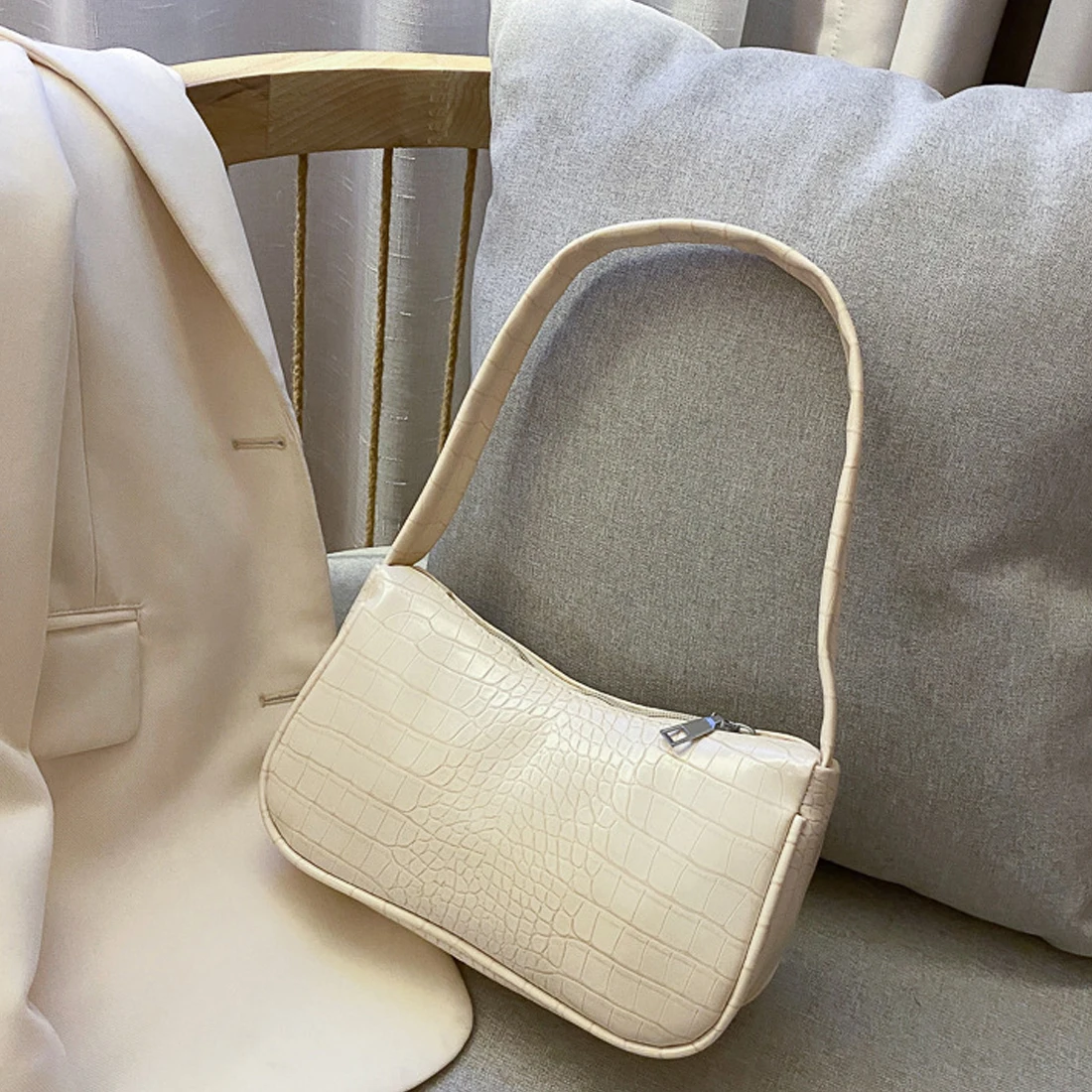 Crocodile Pattern Women Underarm Bag Vintage Design PU Leather Ladies Small Shoulder Bags Female Tote Baguette Purse Handbags
Crocodile Pattern Women Underarm Bag Vintage Design PU Leather Ladies Small Shoulder Bags Female Tote Baguette Purse Handbags